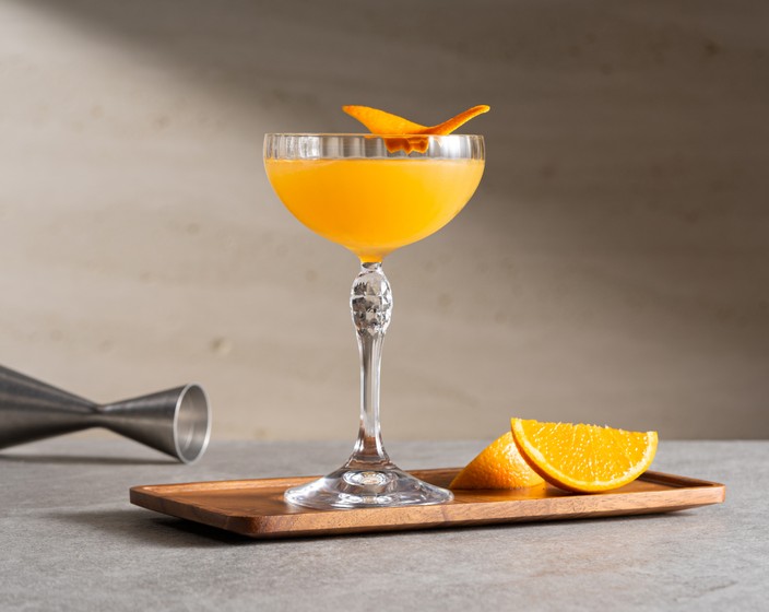 Bronx Cocktail  Recipe | MixLab